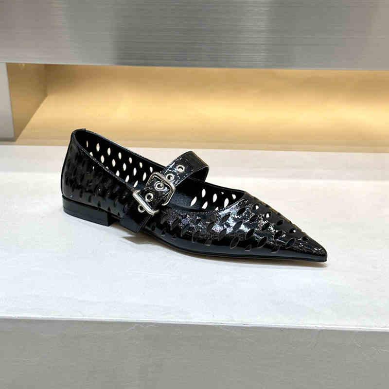 

Pointed foreign style belt buckle flat-soled single shoes female 2025 new autumn versatile temperament fairy Mary Jane evening shoes 42 чорний