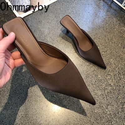 Scarpe da donna – Mules da donna