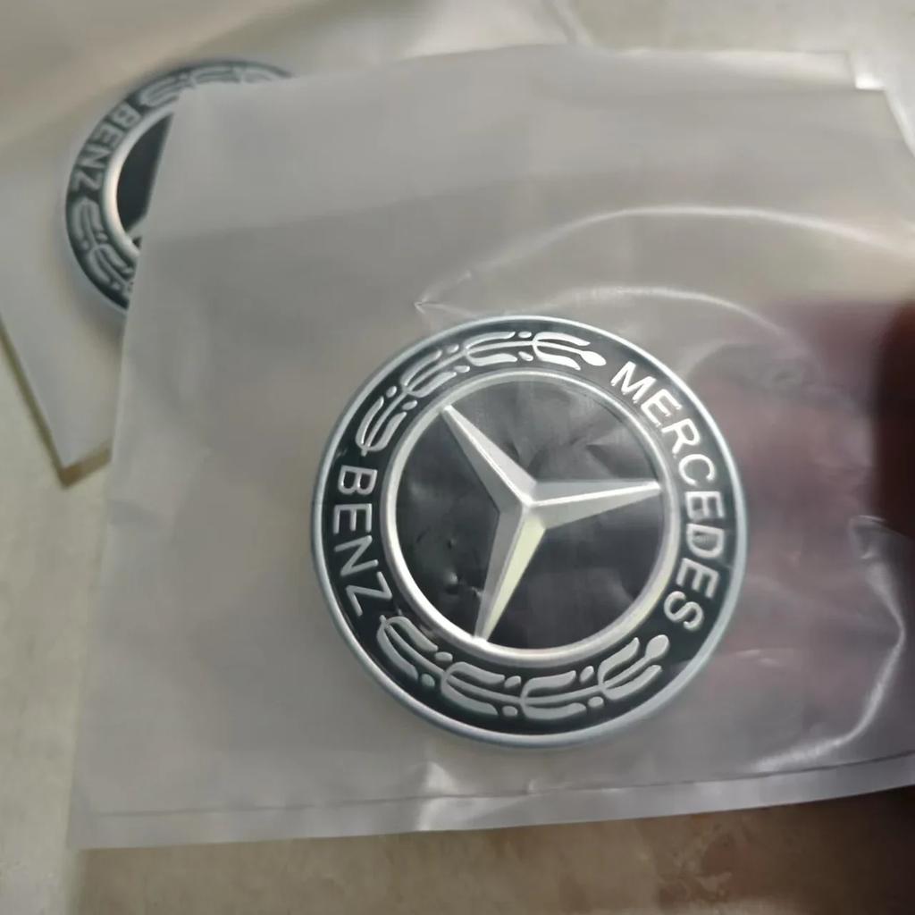 Car Sticker 2026 New For Benz NEW FOR Mercedes Benz Black Chrome Badge Emblem Front Engine 57mm A0008171701
