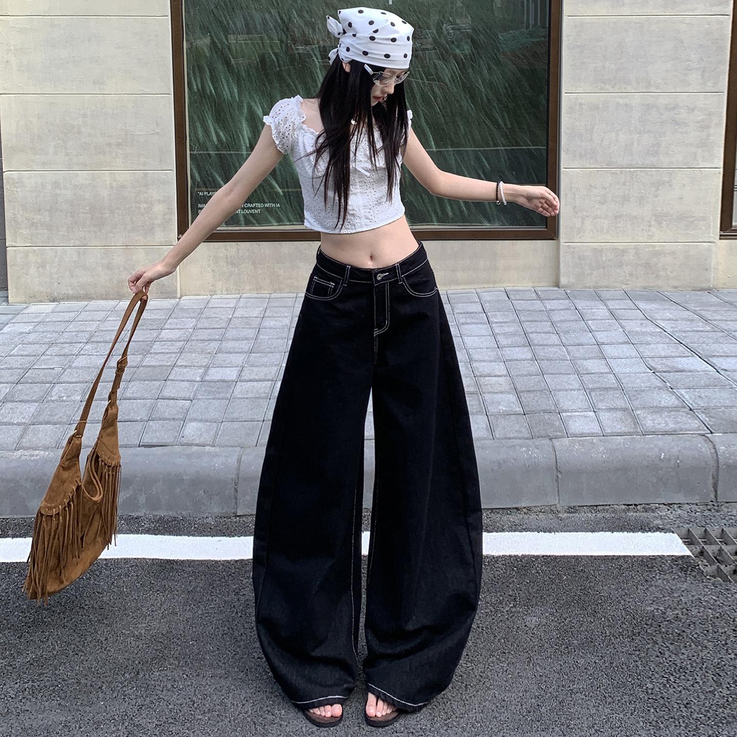 

Women s Scissor-Cut Wide Leg Jeans - High Waist, Loose Fit, Floor-Length, Cow Print, Spring/Autumn 2026 Collection M