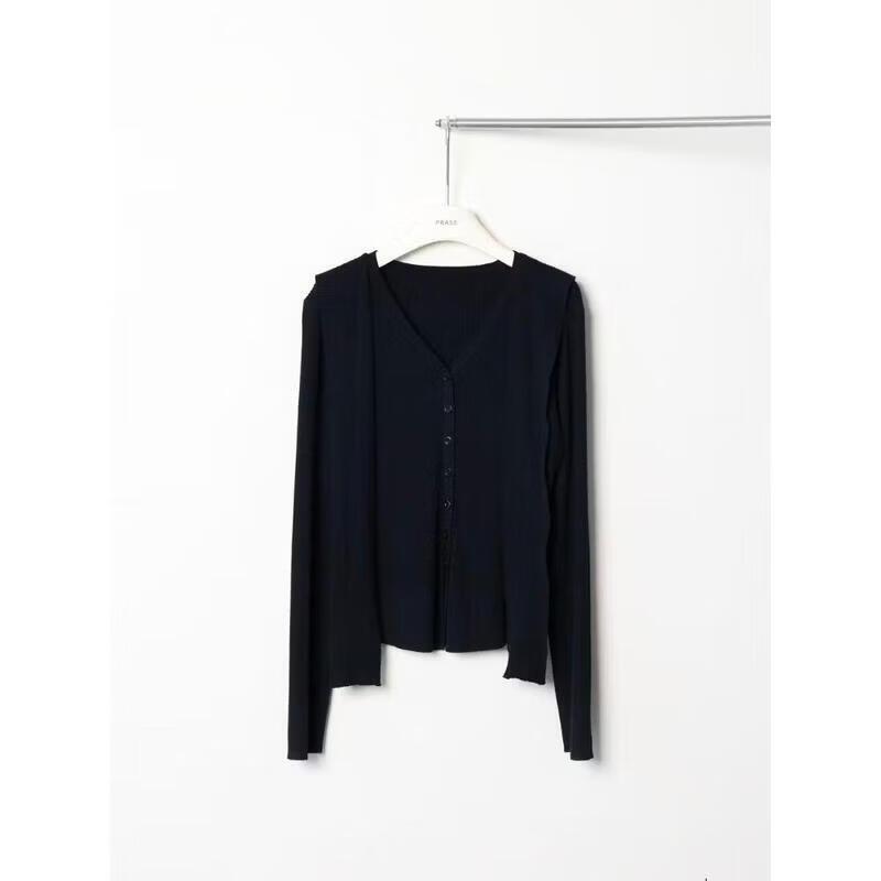 

PRASE Qiwu V-Neck Merino Wool Blend Cardigan XL
