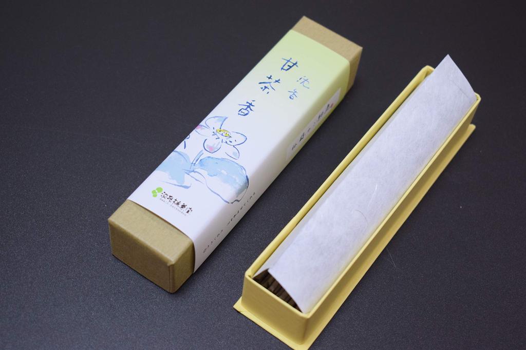 Awaji Umekundo Agarwood Sweet Tea Incense Sticks, 16g, Agarwood (Jinkou) Incense Sticks, Pleasant Fragrance, #36 (18g)