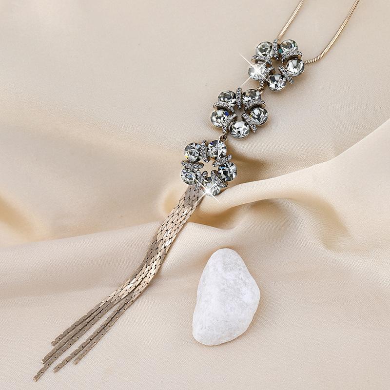 Personalized Crystal Flower Pendant Fringed Sweater Chain Women S Fashion Style Long Necklace