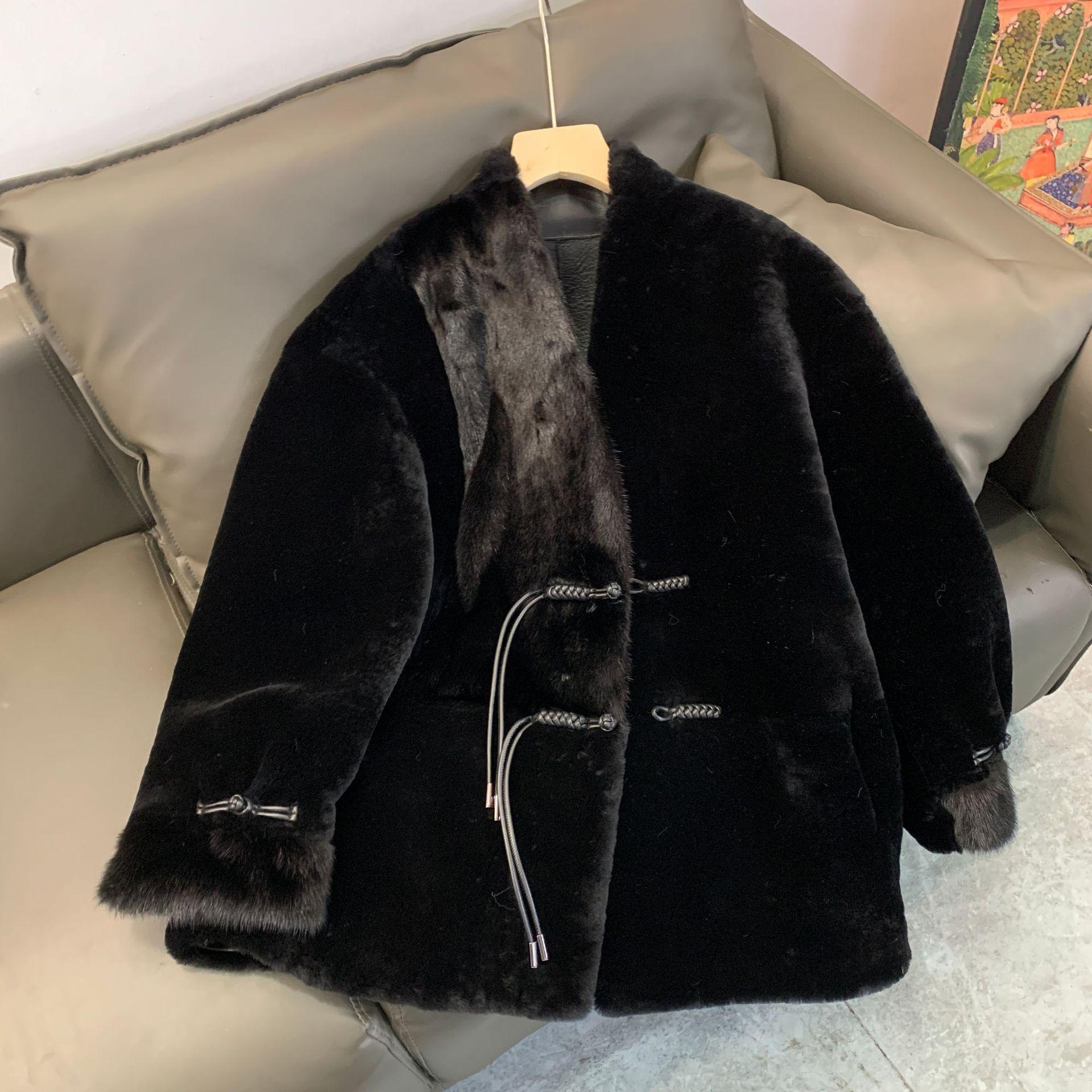 

Новая шуба из натуральной норки в китайском стиле с пряжкой из натуральной норки для женщин M чёрный