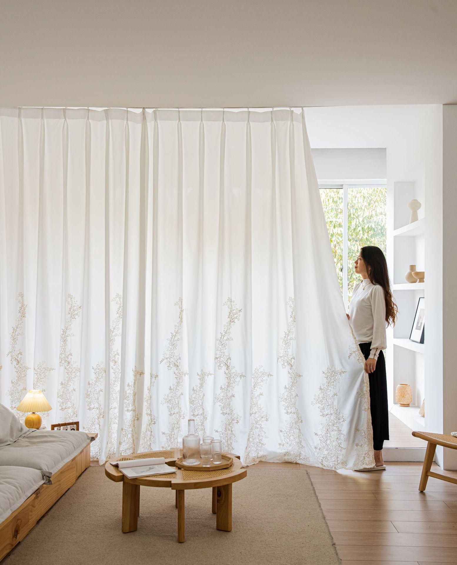 

Вышитые легкие роскошные шторы, шторы на окна, шторы для спальни, детской комнаты, гостиной, эркера 132*241cm