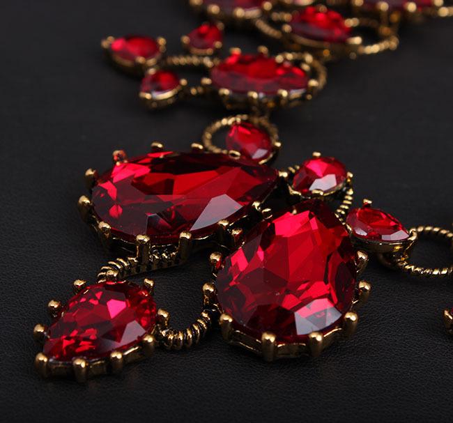 Colier Claviculă Retro European-American cu Gemă de Cristal pentru Femei