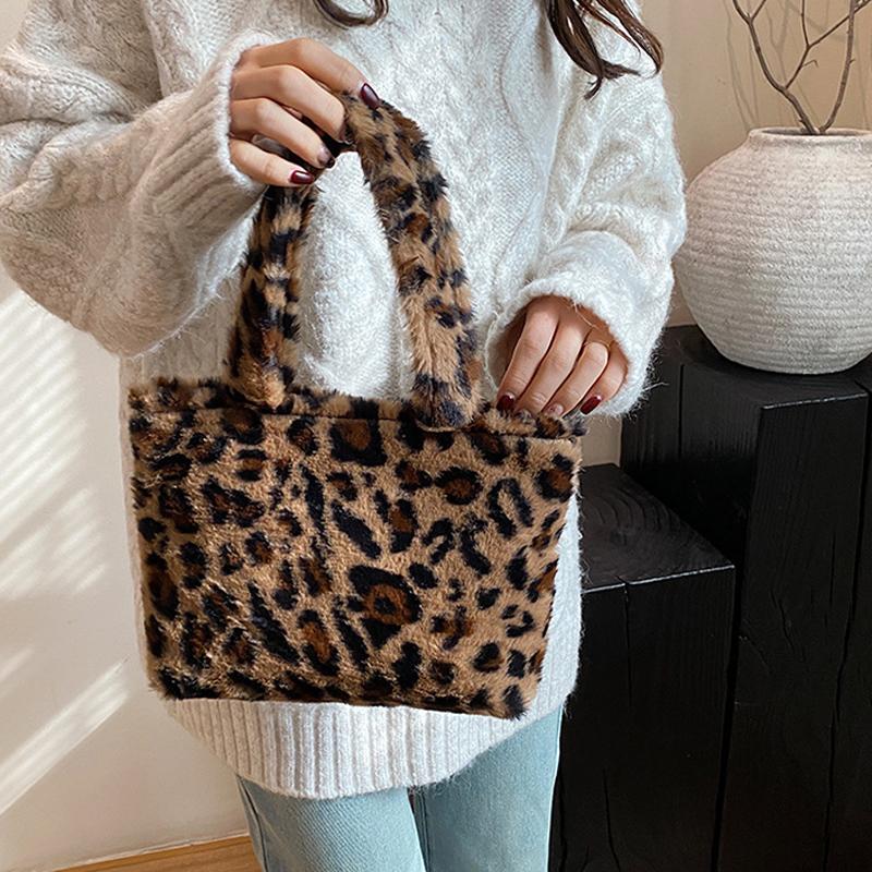 Leopard Print Plush Handbag Soft Fluffy Tote Bag Stylish Shoulder Bags for Women Daily Use Winter Plush Far Totes KTY