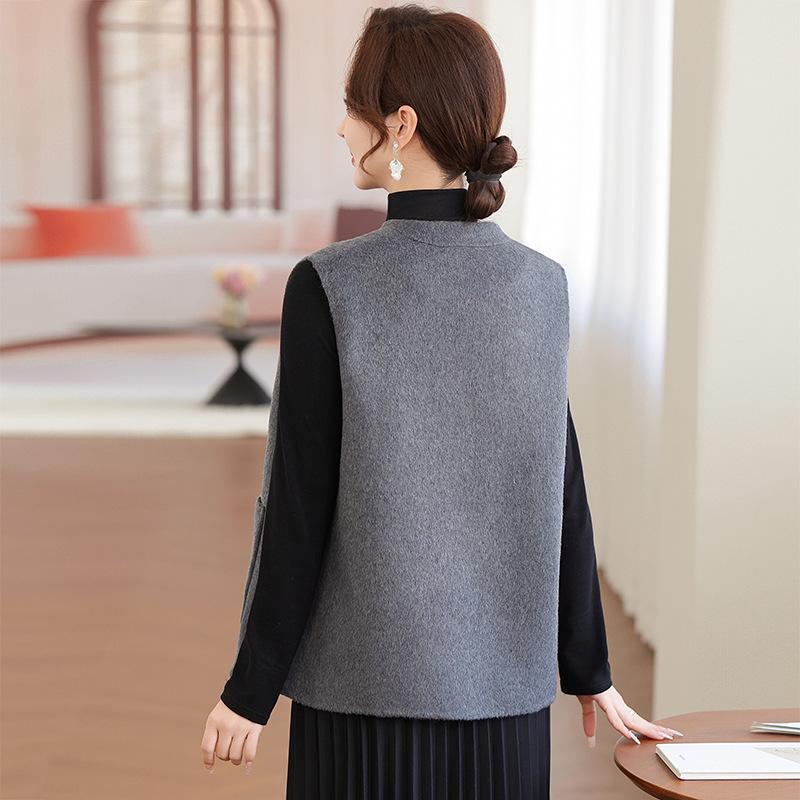 2026 Spring Collection: Elegant Handmade Chinese-Style Wool Vest for Women
