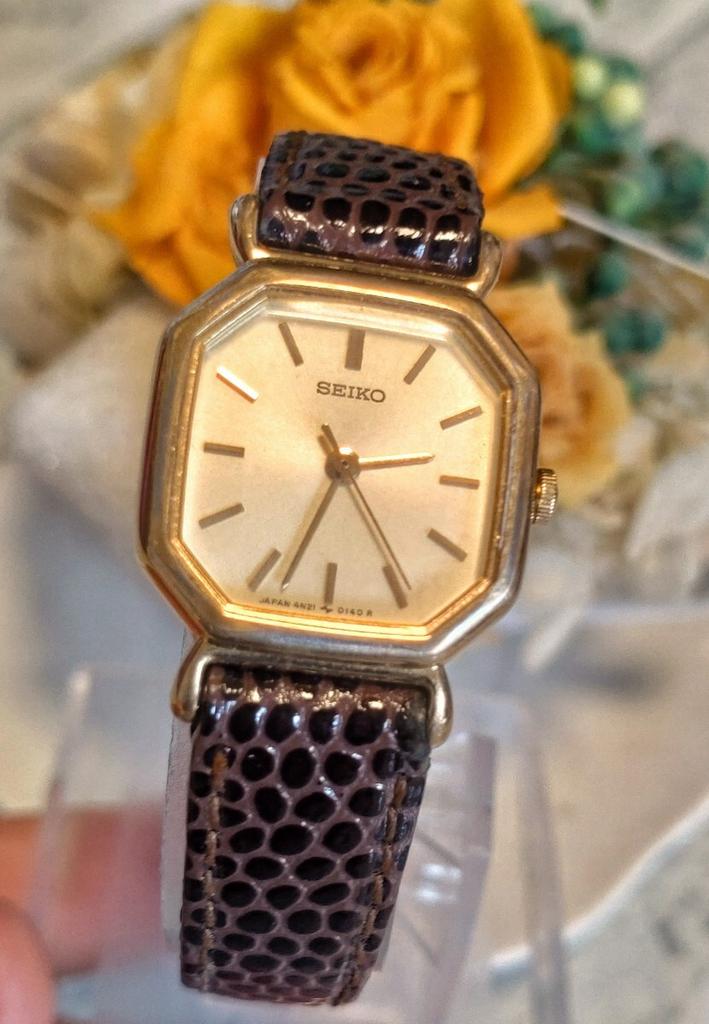 Working SEIKO Octagon Champagne Gold Ladies' Watch, Design, Dial, Vintage, Dial.