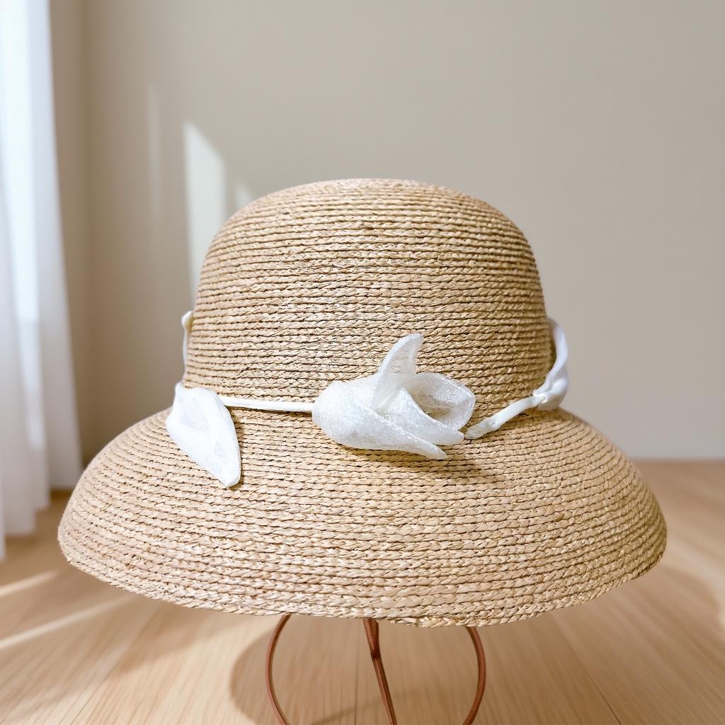 Japanese Hepburn-Style Tulip Raffia Sun Hat for Women - Hand-Woven Summer Straw Hat with Sun Protection