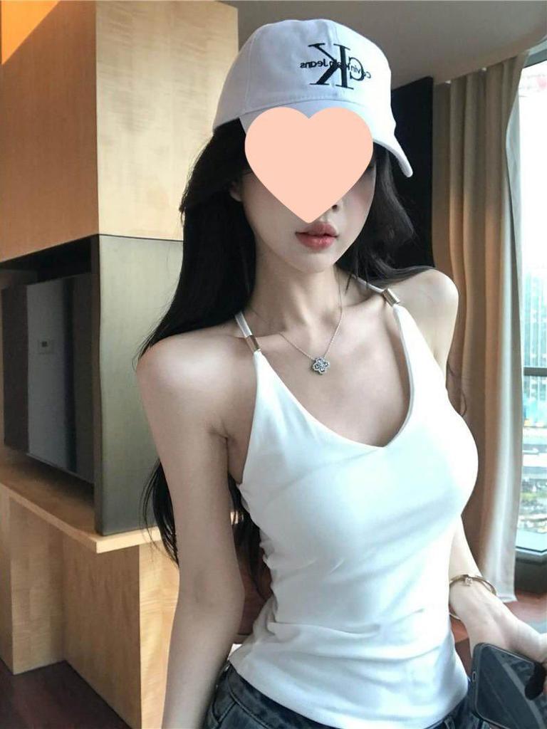 Halter V-Neck Camisole Crop Top with Breast Pads - Women's Spicy Summer Sexy Bandeau Outwear