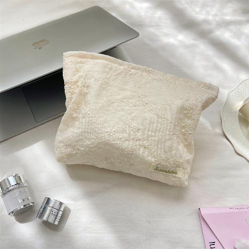 Embroidered Flower Cosmetic Bag Large-capacity Floral Skin Care Product Storage Bag Portable Outing Toiletry Bag Travel Liner Bag