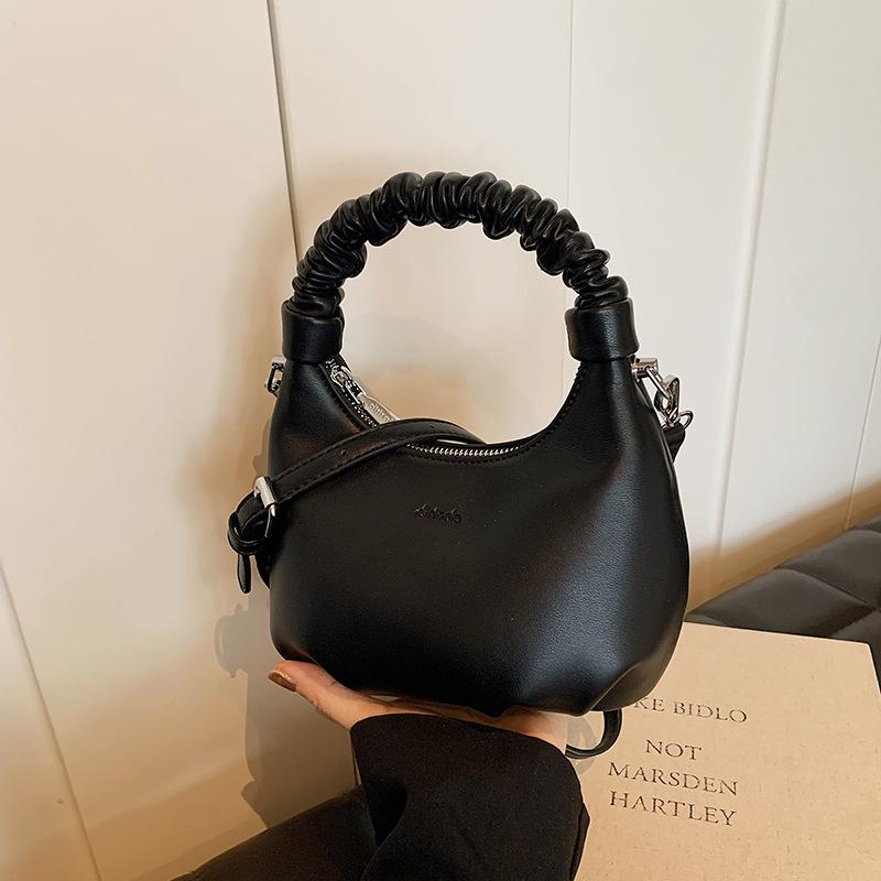 French niche texture women's bag 2025 summer new pleated handbag simple and versatile shoulder messenger bag