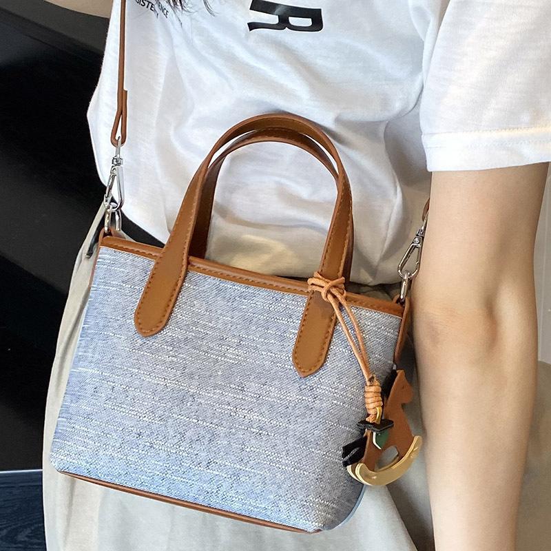 Casual canvas handbag women's 2025 summer new fashion simple shoulder messenger women's bag commuter bag