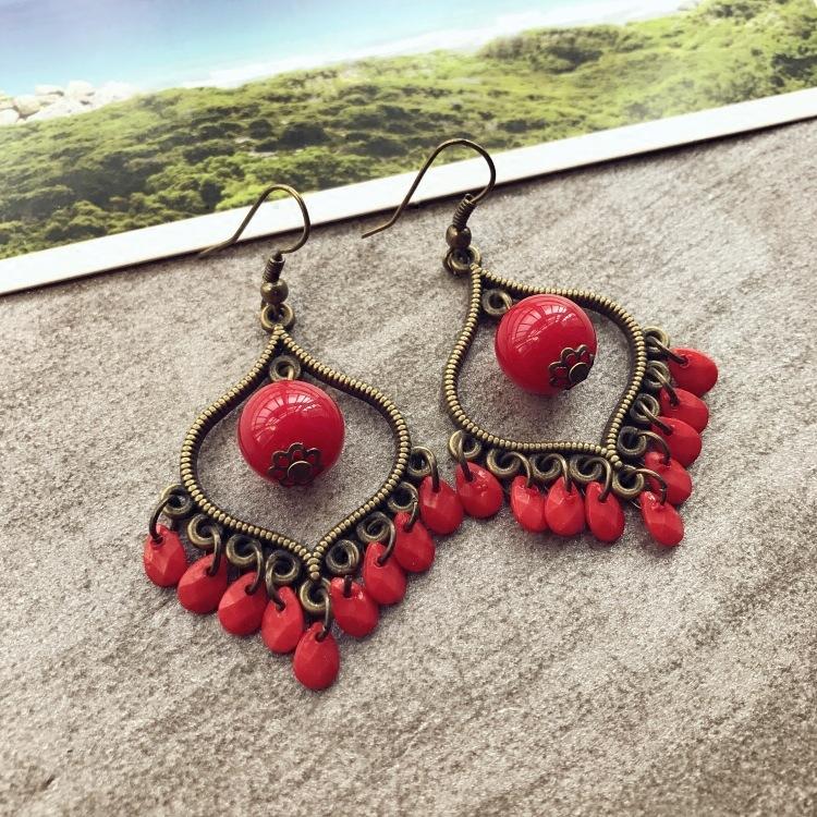 Shuimu's Language, Simple Water Drop Heart Earrings Femininity Small Retro Fashion Versatile Earrings