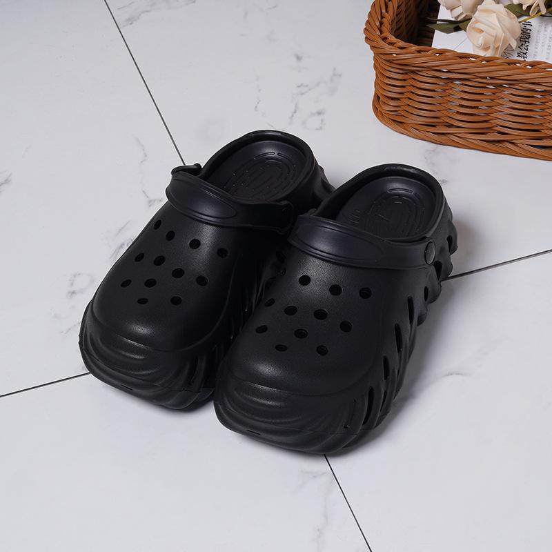 26 New Summer Women's EVA Slippers Indoor and Outdoor Simple and Comfortable Wear-resistant Non-slip Hole Shoes Platform Slippers