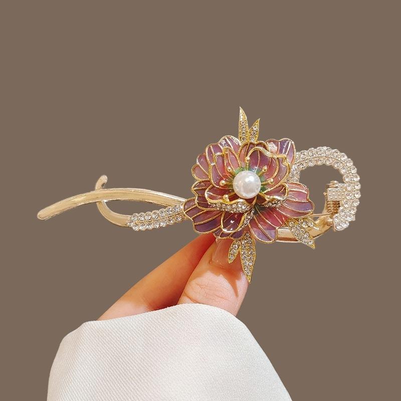 Factory direct fashion flower pearl twist clip elegant hairpin Internet celebrity head spring clip