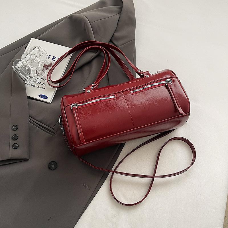 

Сумка-бочка Yogodlns для женщин, новая модная прочная сумка через плечо, универсальная сумка через плечо большой вместимости для поездок на работу 29x10x15cm вино красного