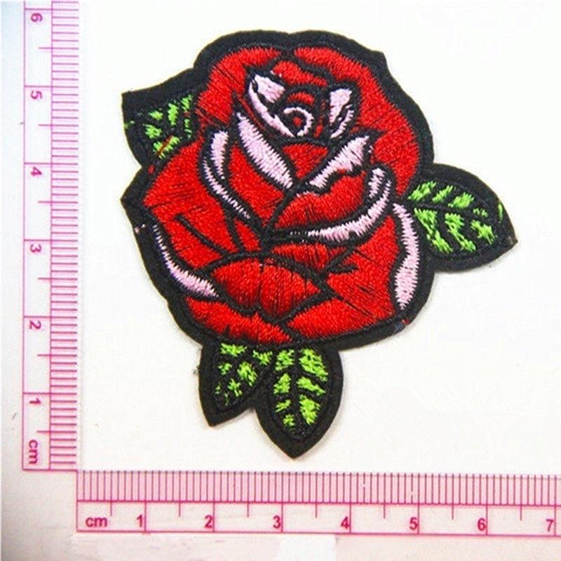 2Pcs/Set Creativity DIY Cartoon Embroidery Roses Flower Buiter Distinctive Patch Accessory
