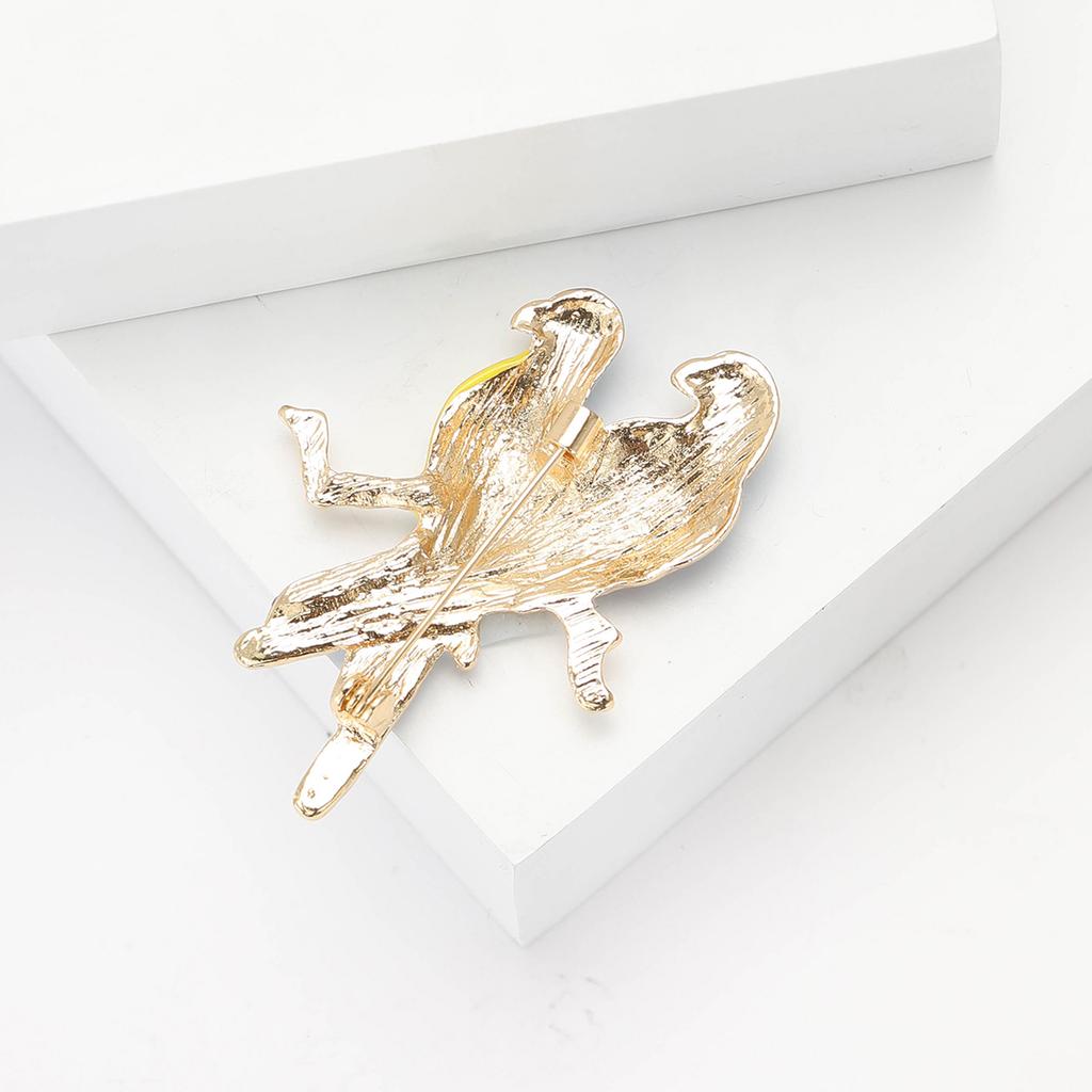 Personality Fashion Cute Two Parrot Brooches for Women Unisex Bird Pins Available Office Party Accessories Gifts