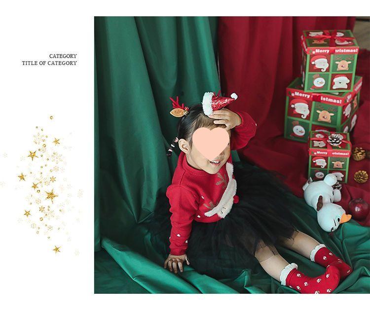Dark Green & Wine Red Solid Color Christmas Photo Backdrop for Live Streams & Kids Photography