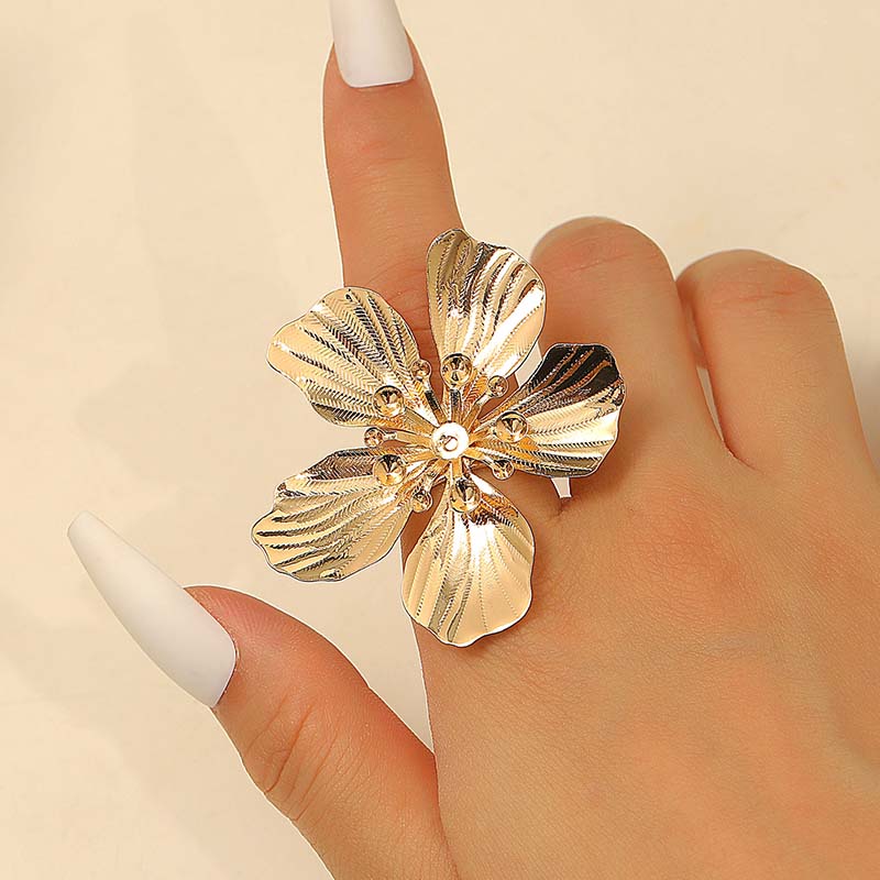 Punk Gothic Irregular Geometric Flower Rings for Men Women Hiphop Exaggerated Shiny Open Rings Fashion Party Jewelry Accessories