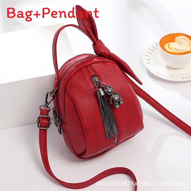 

Bear Embellished Small Water Bucket Purse With Internal Pockets For Casual Outings RedBear