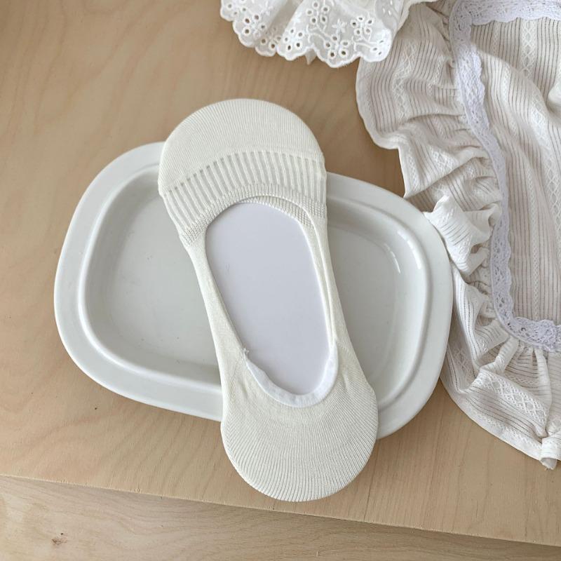 Ladies Spring and Summer Thin Pure Color Bow Shallow Mouth Boneless Breathable Non Slip Heel Invisible Socks
