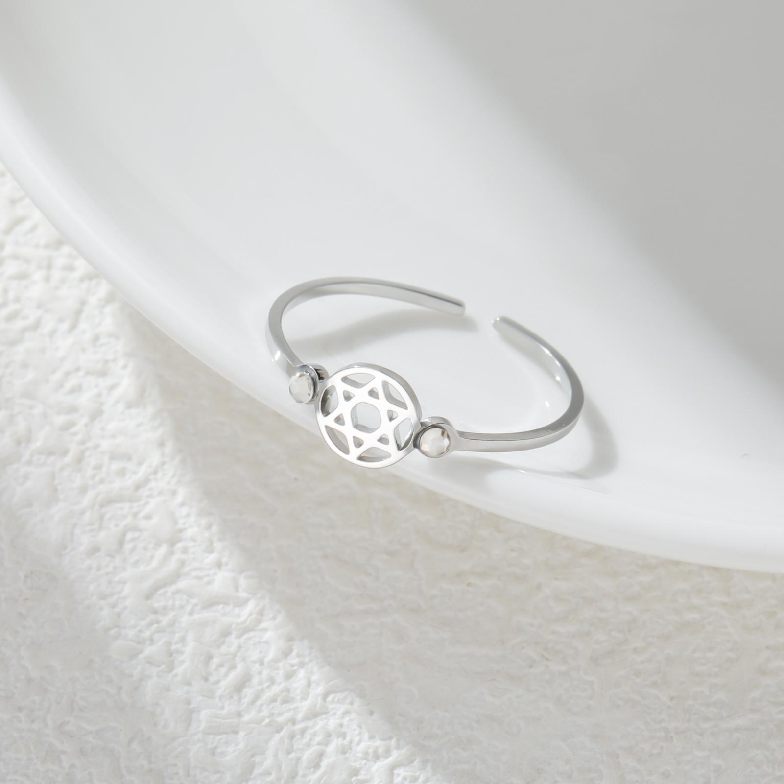 

LIKGREAT Star of David Zircon Ring Hexagram Adjustable Open Rings for Women Stainless Steel Jewelry Gothic Unisex Gift Ideal resizable