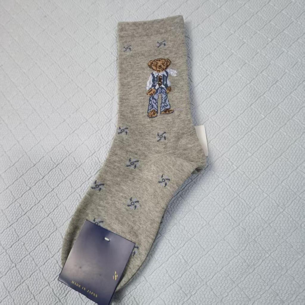 Autumn/Winter Bear Pattern Mid-Calf Women's Trendy Casual Socks