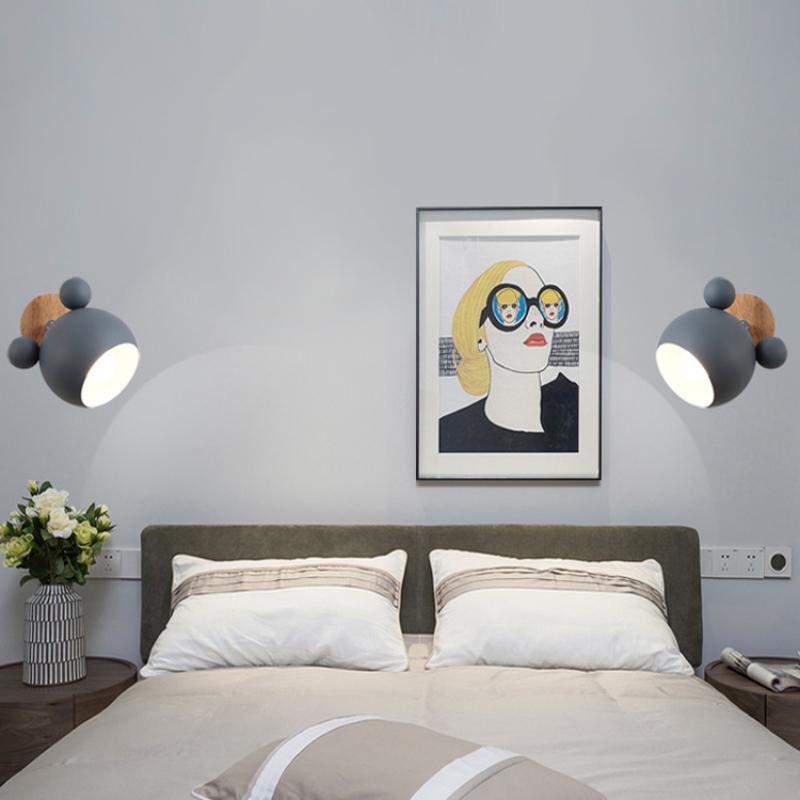 Nordisch Kreativ Macaron Schlichte Persönlichkeit Schlafzimmer Micky Cartoon Warmes Kinderzimmer Nachttischlampe Holz Wandlampe