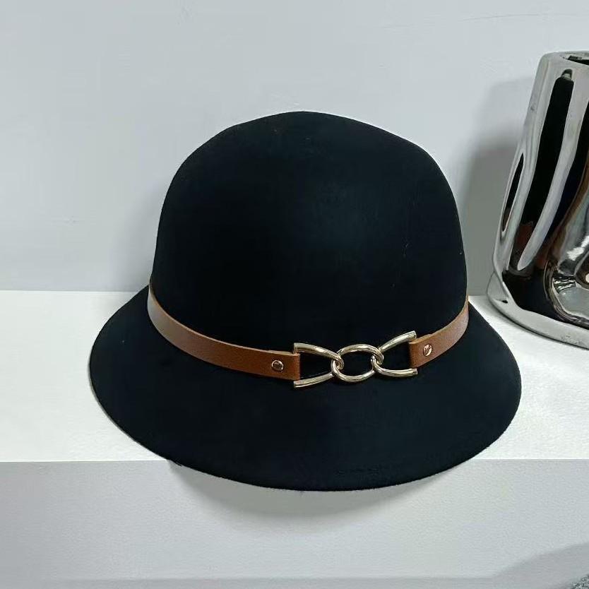 French romantic lady style hat women's autumn and winter small edge top hat belt buckle wool bucket hat showing washbasin hat
