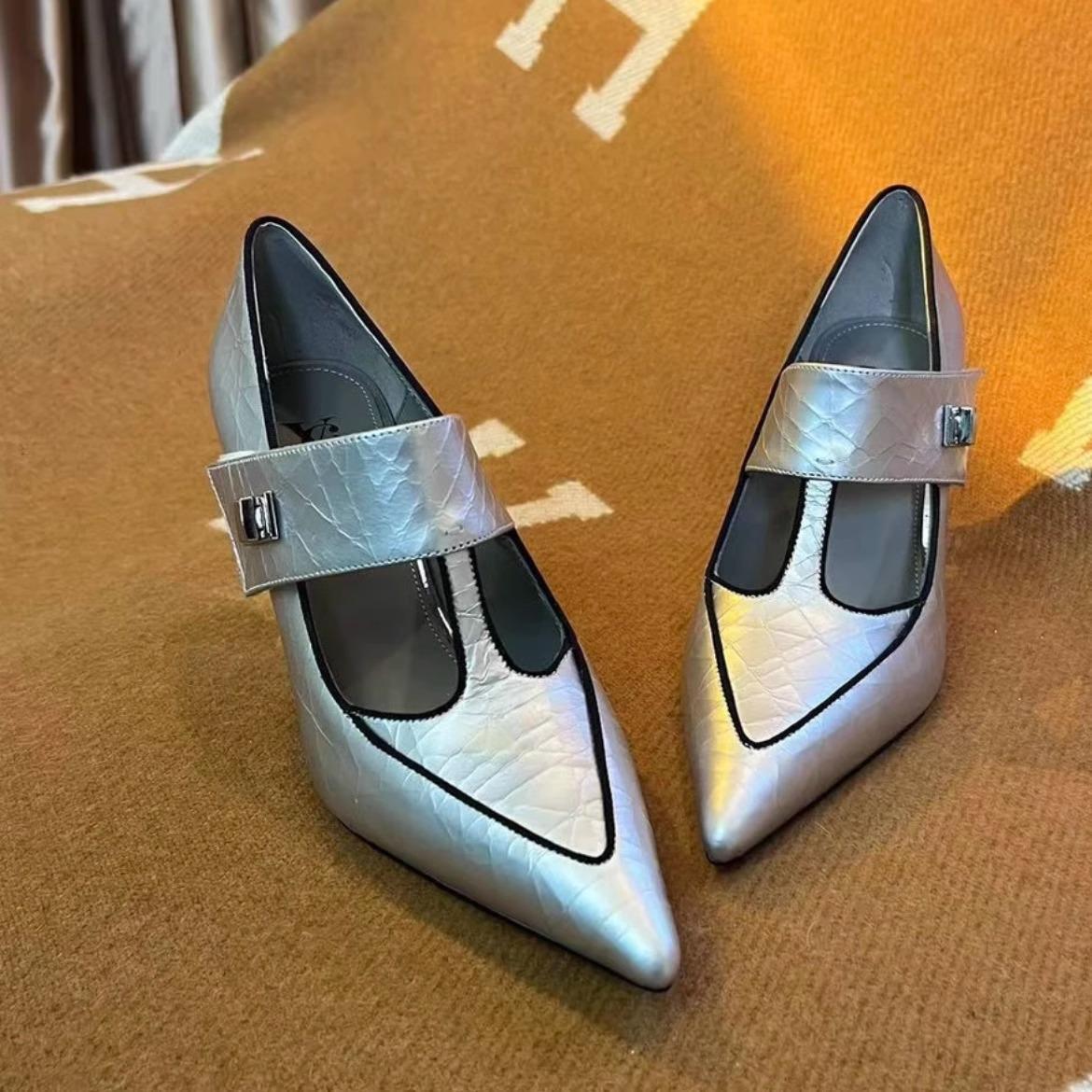 

Роскошные женские туфли на высоком каблуке с острым носком, элегантные туфли Marie Janes, женские туфли 2024 года, трендовые осенние туфли в готическом стиле для вечеринок Zapatos Mujer 43 серебряный