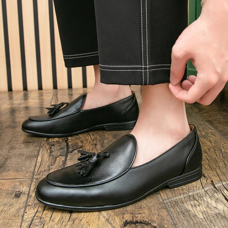 

Модные Новые Красные Мужские Лоферы с Кисточками Кожаные Формальные Туфли Элегантная Модельная Обувь Простые Слипоны Мужские Повседневные Туфли Обувь Большой Размер 47 38 чёрный