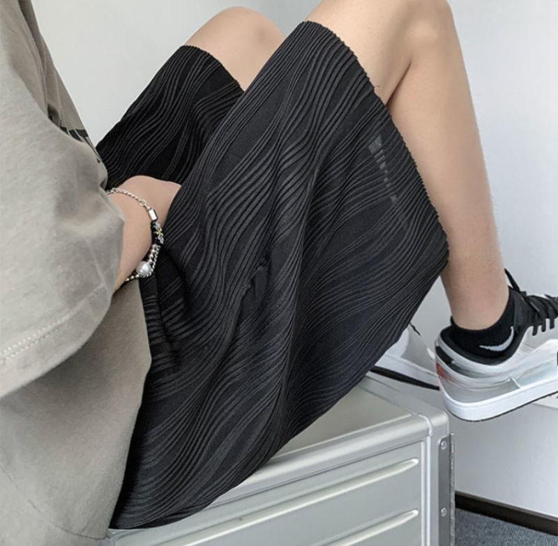 Texture Ice Silk Shorts for Men and Women In Summer Large Size High Waist Casual Sports Half Size Medium Pants for Outwear