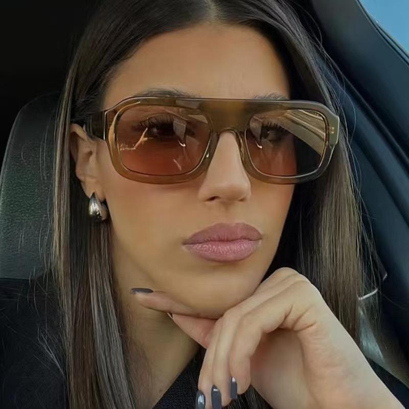 UV Protected Lightweight Comfortable Durable High Quality Stylish High End Retro Oversized Square Shaped Women Sun Glasses
