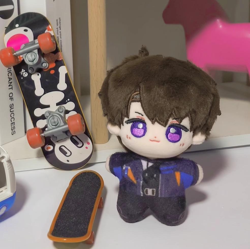 Plüschtier Liebe und Deepspace Xavier Zayne Rafayel Sylus Caleb 10cm Puppe Spielzeug Plüsch Schlüsselanhänger Kuscheltier Spiel Cosplay Kindergeschenk Niedlich
