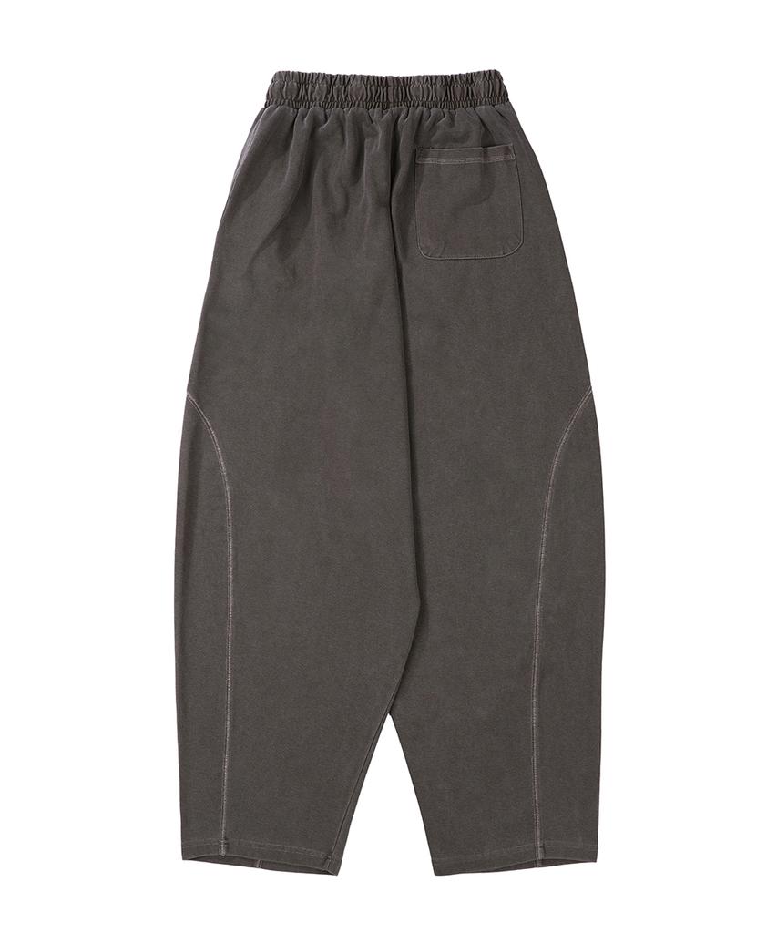 GAKKAI UNIONS One-Pleat Pigment Balloon Pants Brown