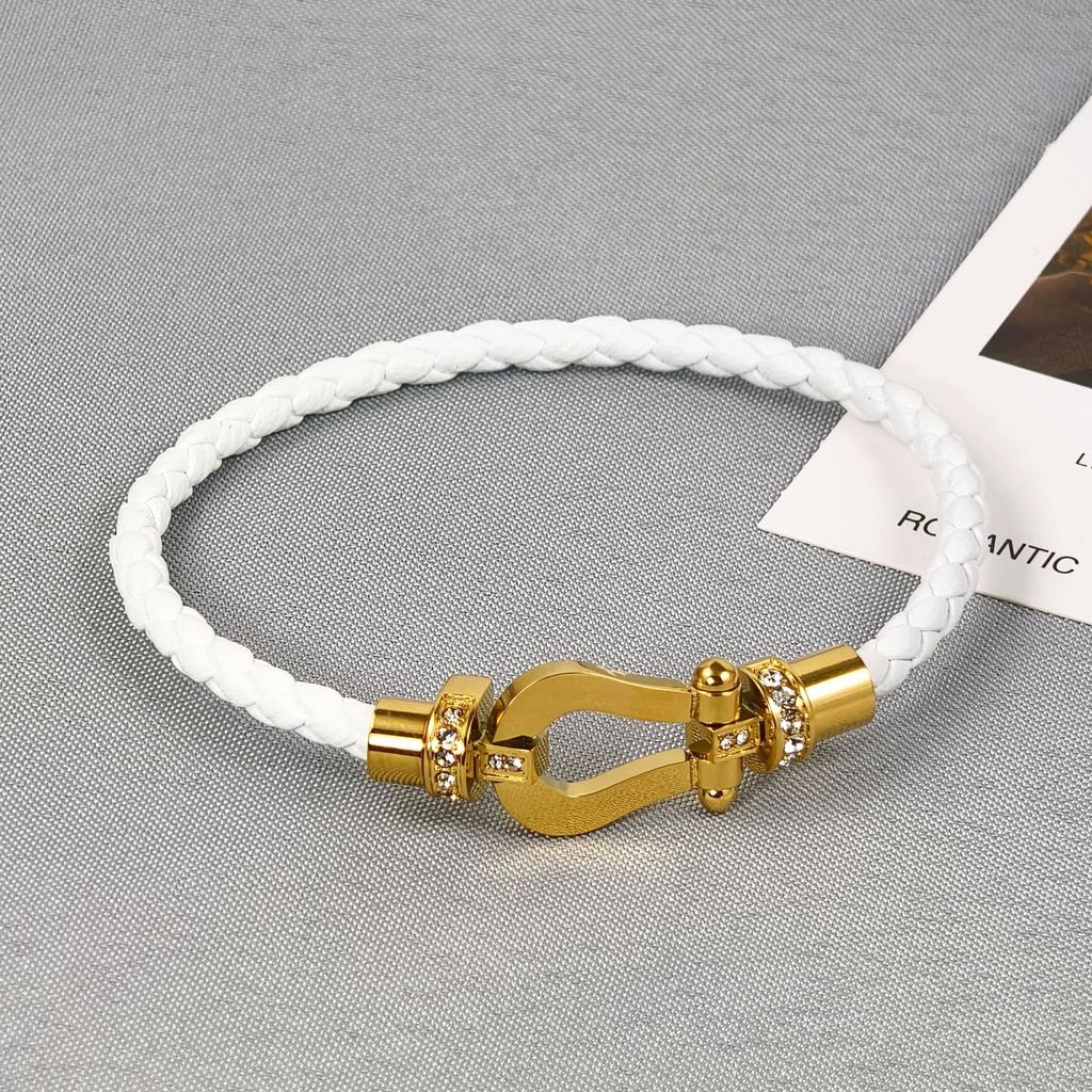 2026 Red Rope U-shaped Fred Micro-inlaid Half-brick Leather Rope Horse Buckle Hoof Non-fading Bracelet