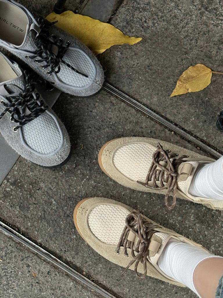 Vintage Suede Mesh Sneakers for Women Breathable Lightweight Casual Lace-Up Shoes with Rubber Sole