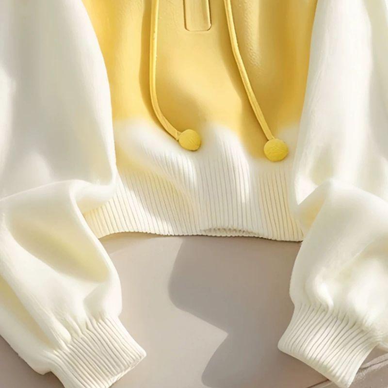 Elegant Gradient Hooded Pullover: A Cozy, Stylish, and Versatile Sweater for Autumn & Winter.