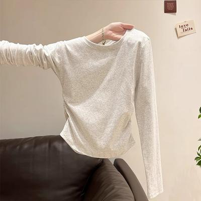 A New Irregular Off-the-shoulder T-shirt for Women In Spring and Autumn with A Cinched Waist and Pleated Design
