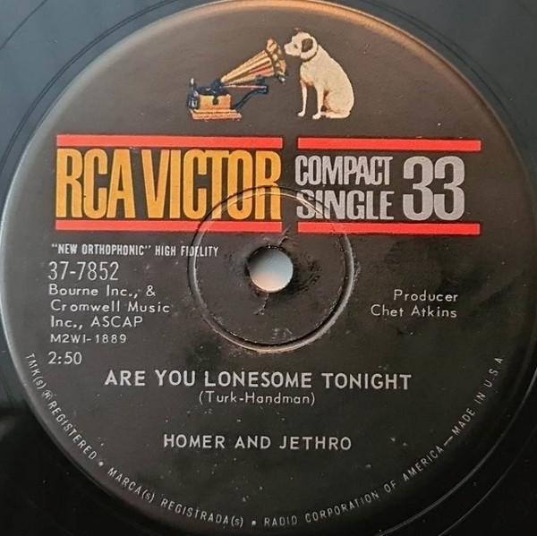 

7-дюймовая пластинка HOMER JETHRO Are You Lonesome Tonight I Love Y 377852 RCA Victor 1961 США Кантри/Фолк Б/у