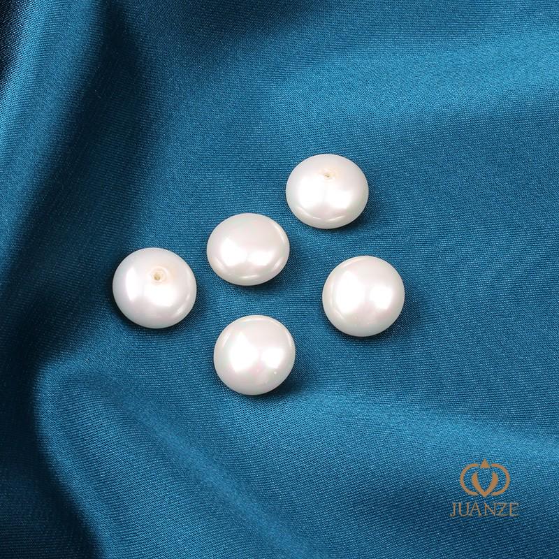 

Намистини з напівпросвердлених морських перлів ручної роботи для сережок і підвісок