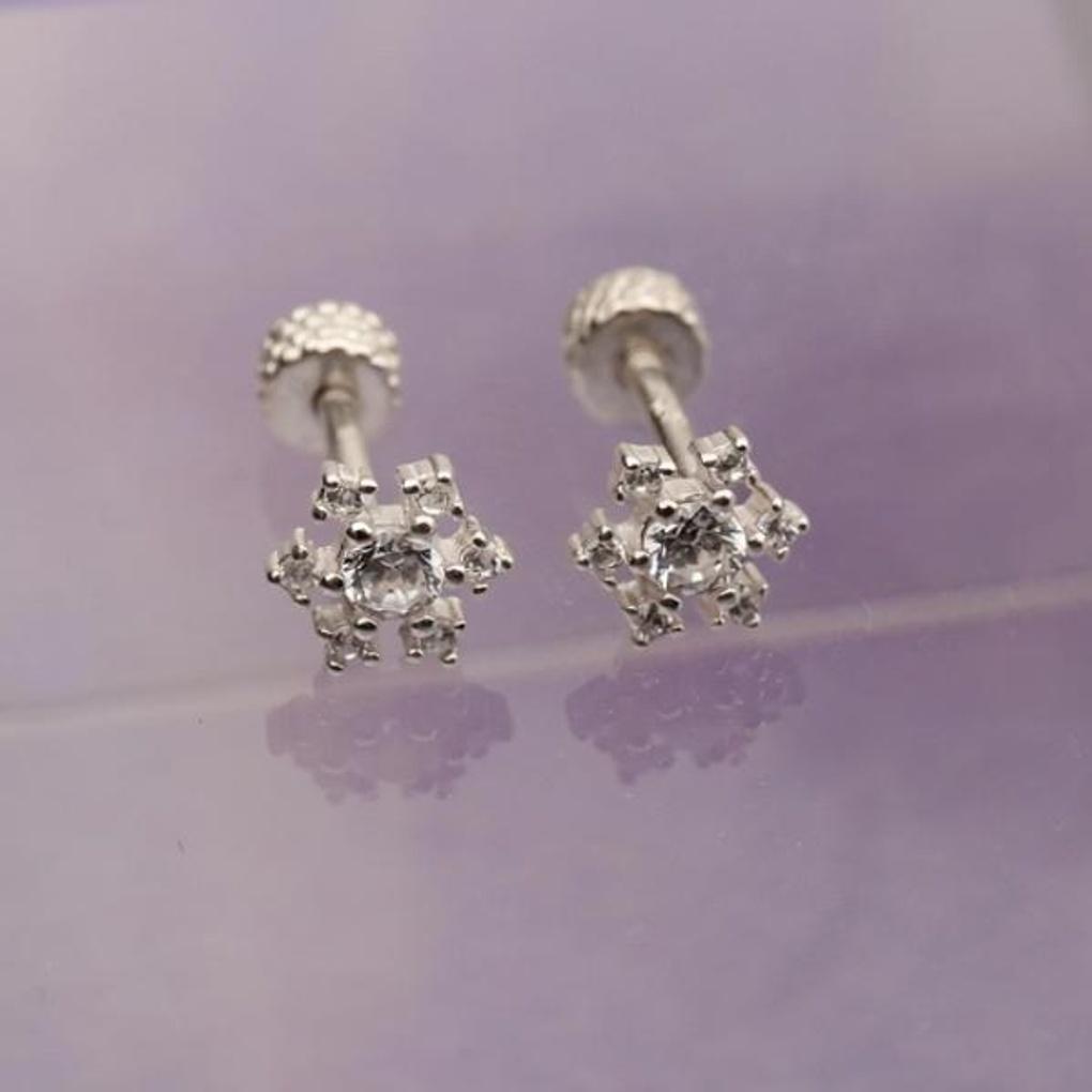 Women's Daily Accessory Sari Snowflake Piercing