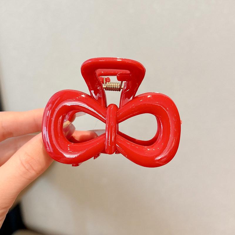 Elegant Large Hair Claw Clip for Thick Hair - High-End Korean Updo Shark Clip