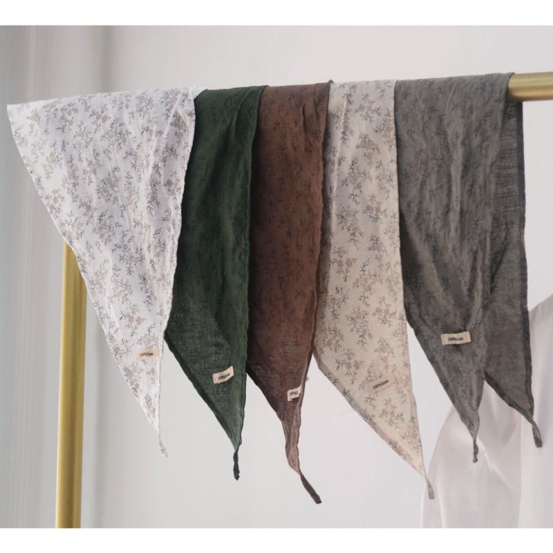 Johnature Korean Floral Triangle Scarf Four Seasons Versatile Casual Print Decorative Scarfs Women