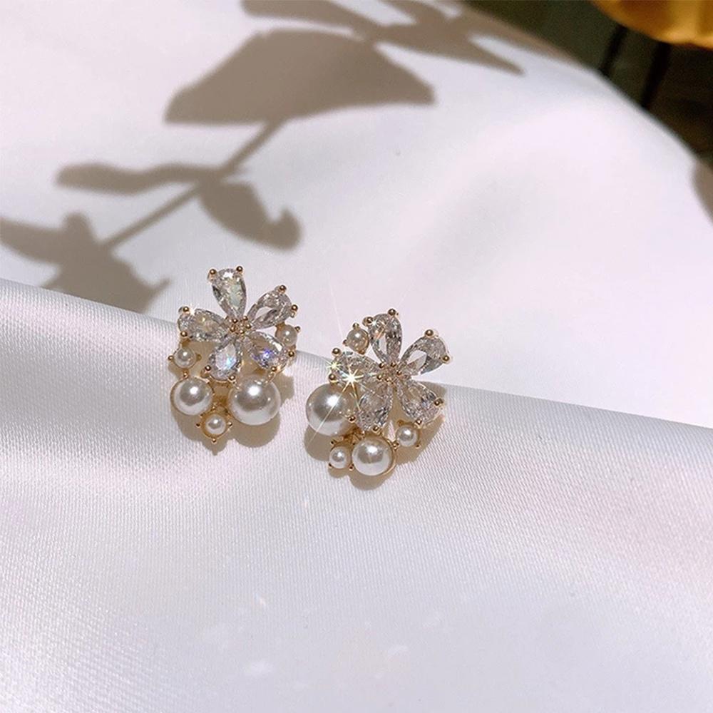 Mini Pearl Simple Elegant Fashion Flower Earrings Fashion Jewelry Stud Earrings Pearl Earrings