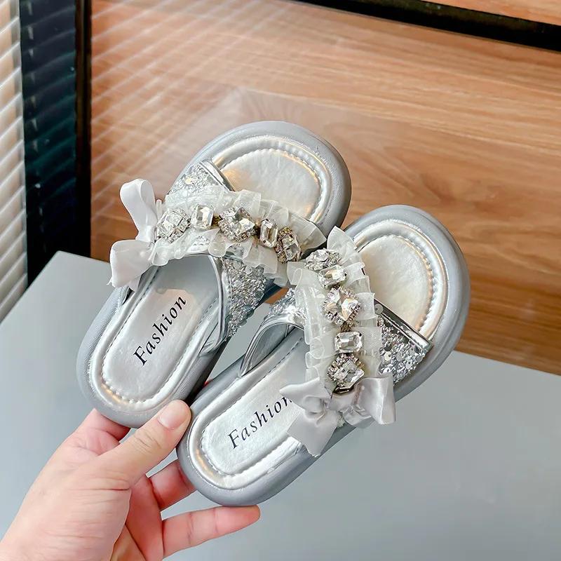 Girls Beach Shoes with Shiny Crystal Kids Fashion Soft Slippers/Sandals for Vacation Girls' Princess Shoes Elegant Temperament