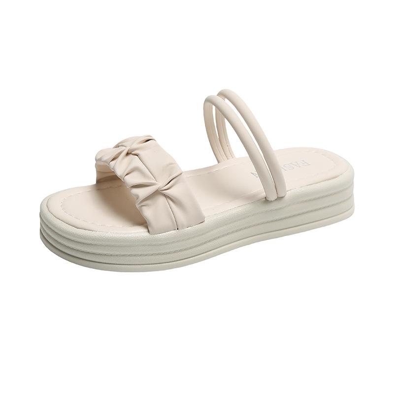 Fairy wind two wearing slippers female 2025 summer new thick-bottomed French evening wind outside wearing sandals Roman one-word slippers